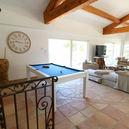 Saint Paul Villa *